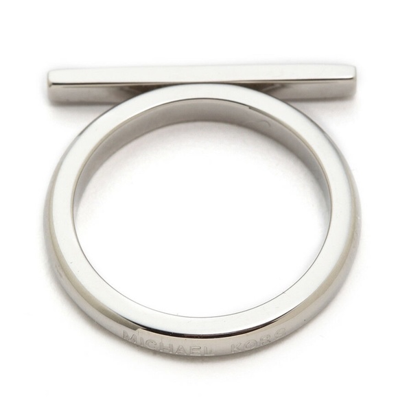 COPY - Michael Kors Gold Tone Size 8 Ring Pave Bar NWT - Picture 3 of 4